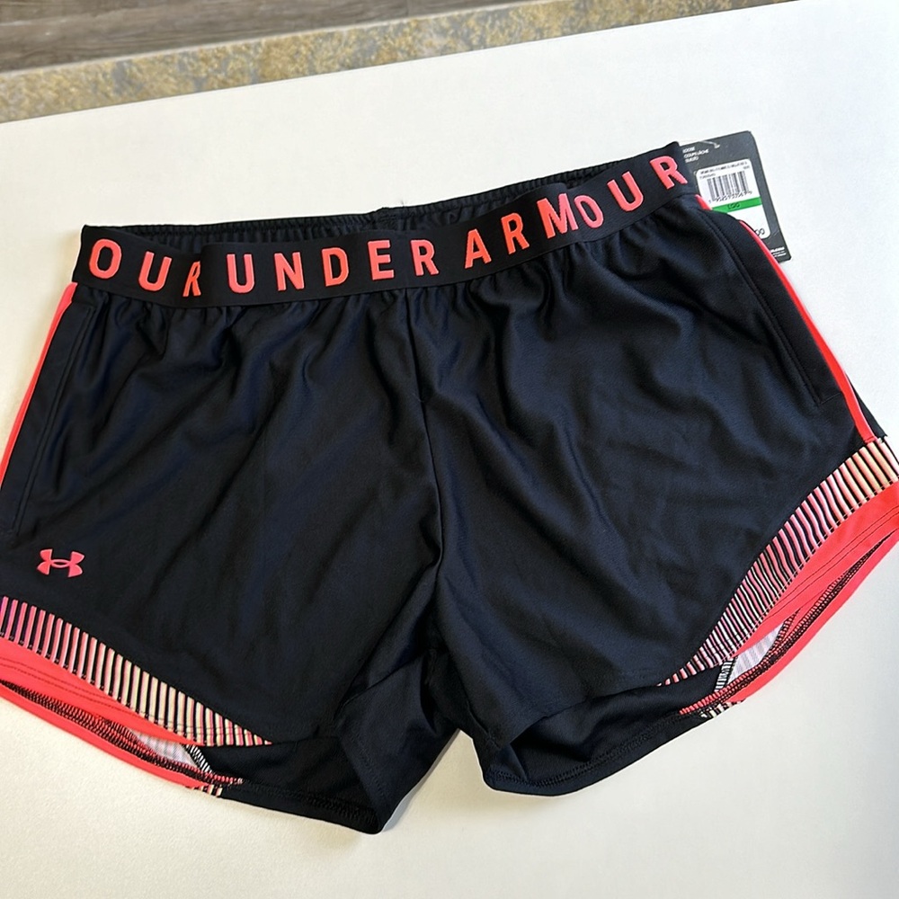 Ladies under armor, shorts, size, large, new new with tags
